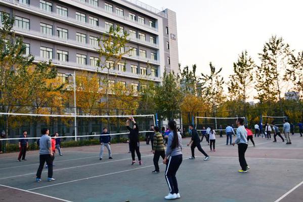 传球 魏孟吉摄影 传球 魏孟吉摄影