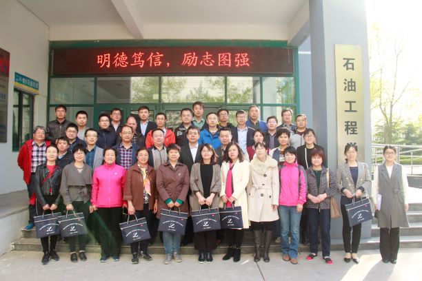 1542093381864284.jpg (20180504)“非常6+1”师生结对 (1)——韦宝鑫摄(1).JPG