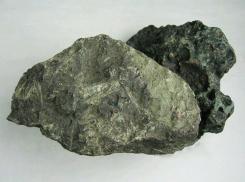 石榴子石岩-Garnetite