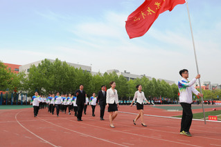 2018年学校田径运动会精彩瞬...